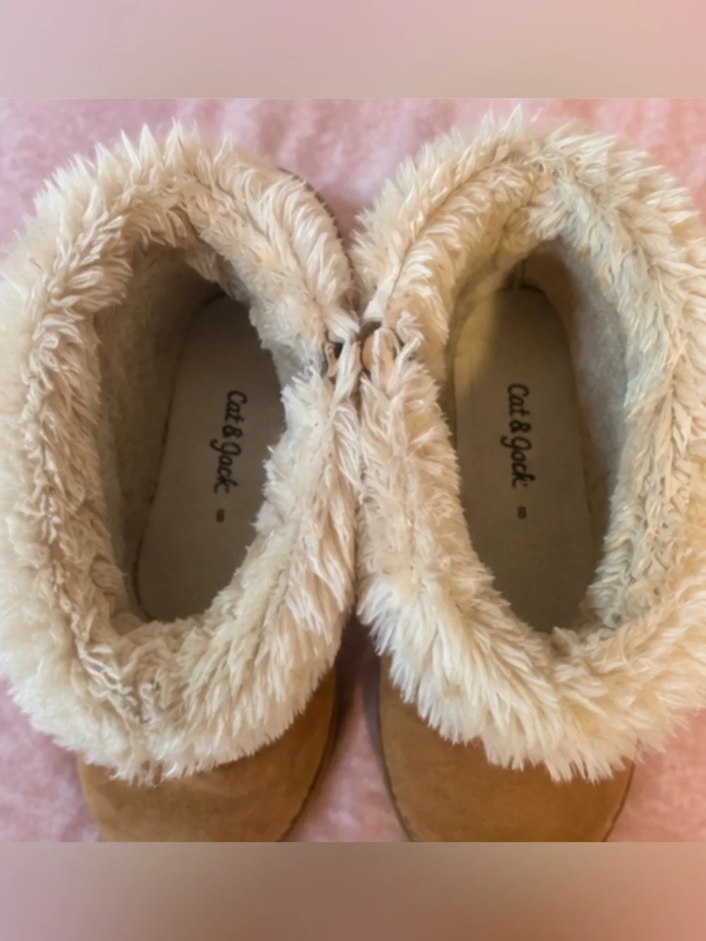Cat & Jack Girls’ Faux-Fur Lined Boots – Toddler/Little Kid Size 8